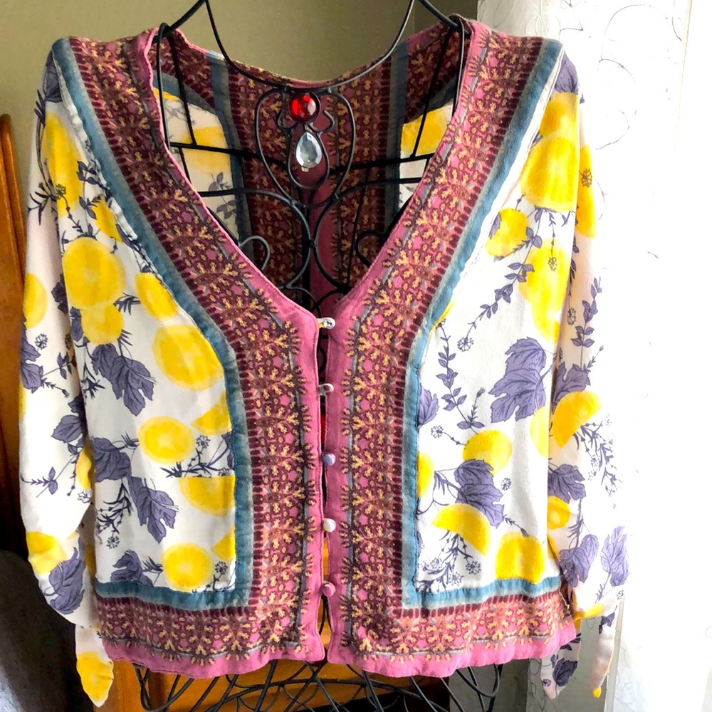 🌸FREE PEOPLE TOP🌸SZ L